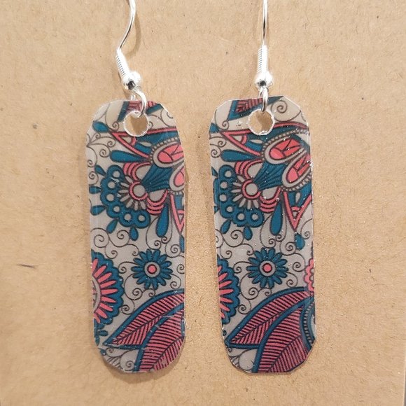 Hand Made By J Rae Lady and Leaves Earrings,  Style E 1061 - Picture 2 of 7